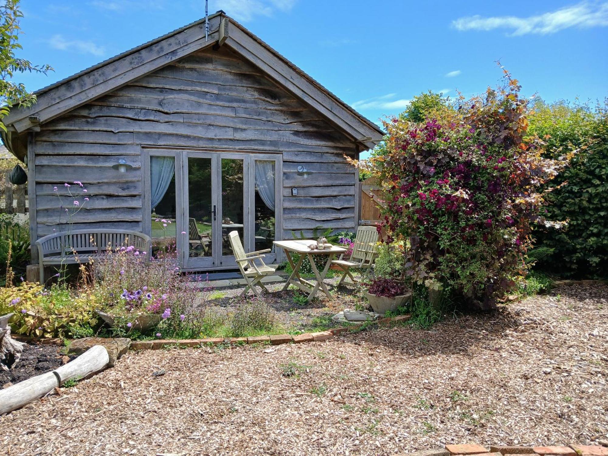 Three Oaks Nursery Chichester Exterior foto